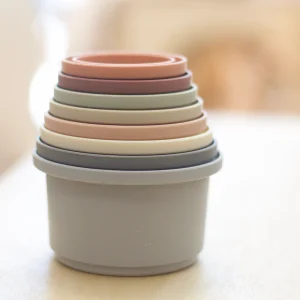 Vasos Apilables en Colores Pastel
